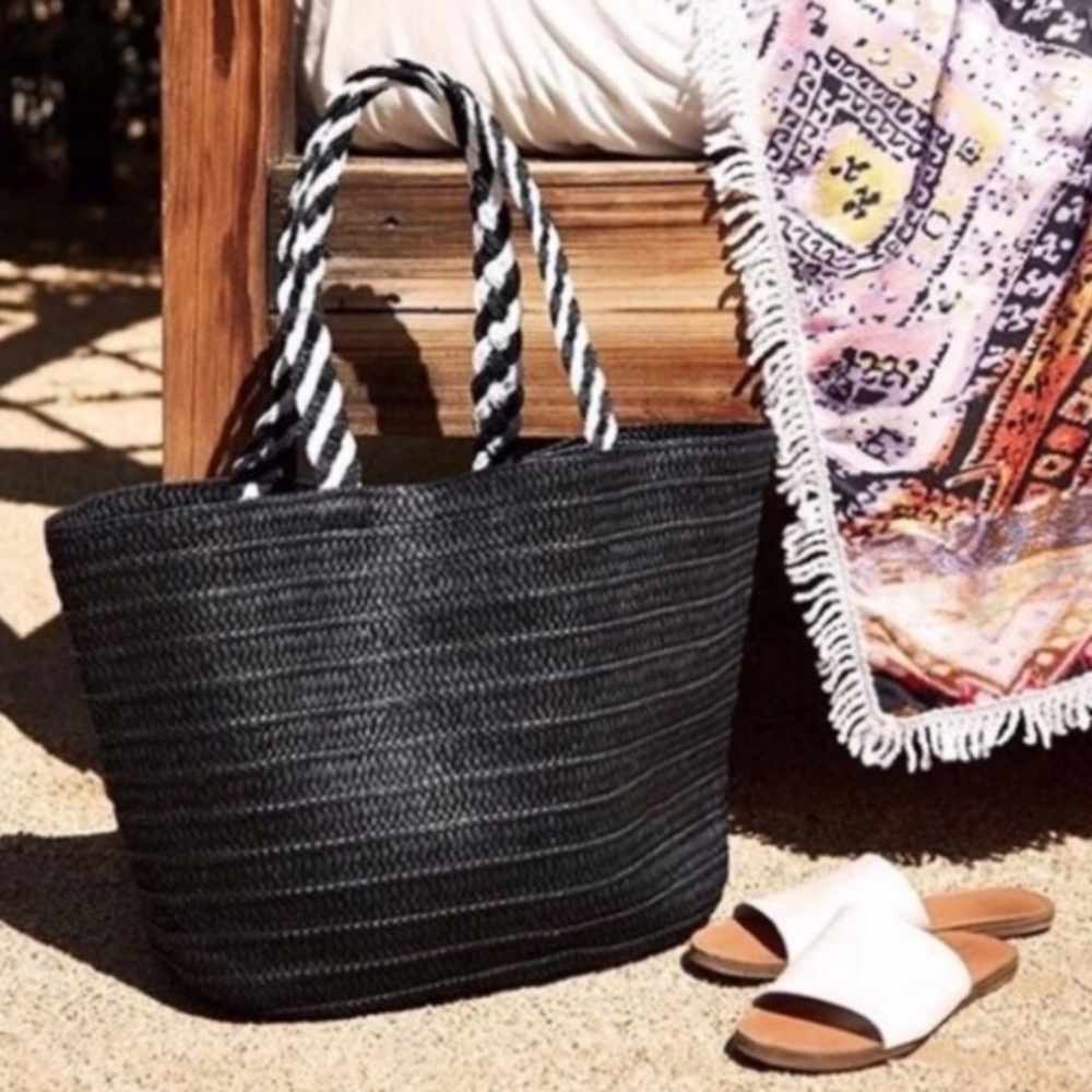 Rachel Zoe St. Tropez Tote Bag Summer Box of Style Black & White - Picture 2 of 7